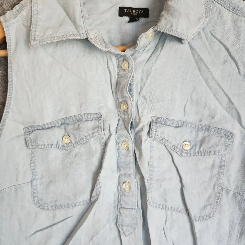 Talbots Sleeveless Popover Denim Top Blouse Blue Women's 12 EUC Pockets Summer - Picture 3 of 9